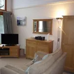 Bridge 6, Within Walking Distance Of Town Centre, Strictly No Pets Ferienhaus *