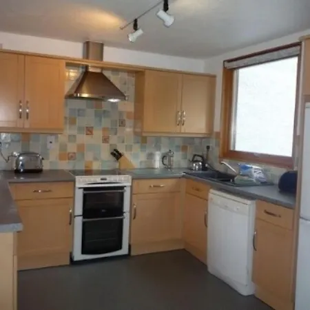 Semesterbostad Bridge 6, Within Walking Distance Of Town Centre, Strictly No Pets